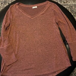 Women's Long Sleeve V-Neck Top - Pink